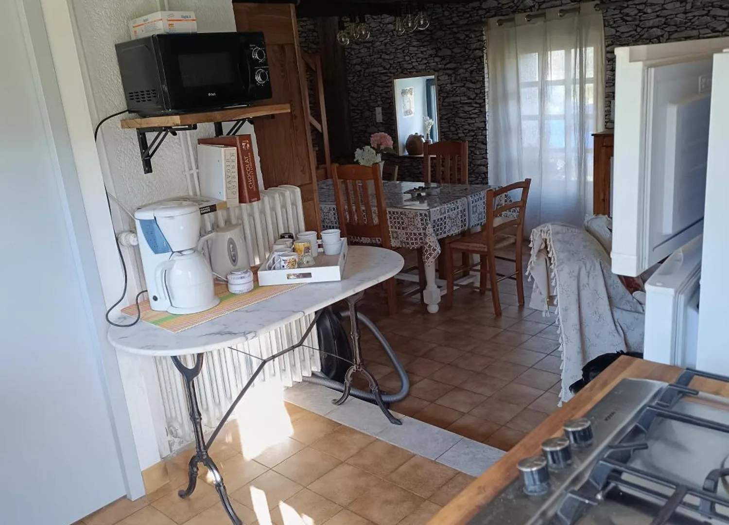Ker Cabouss Apartment Cleden-Poher 0*,  France